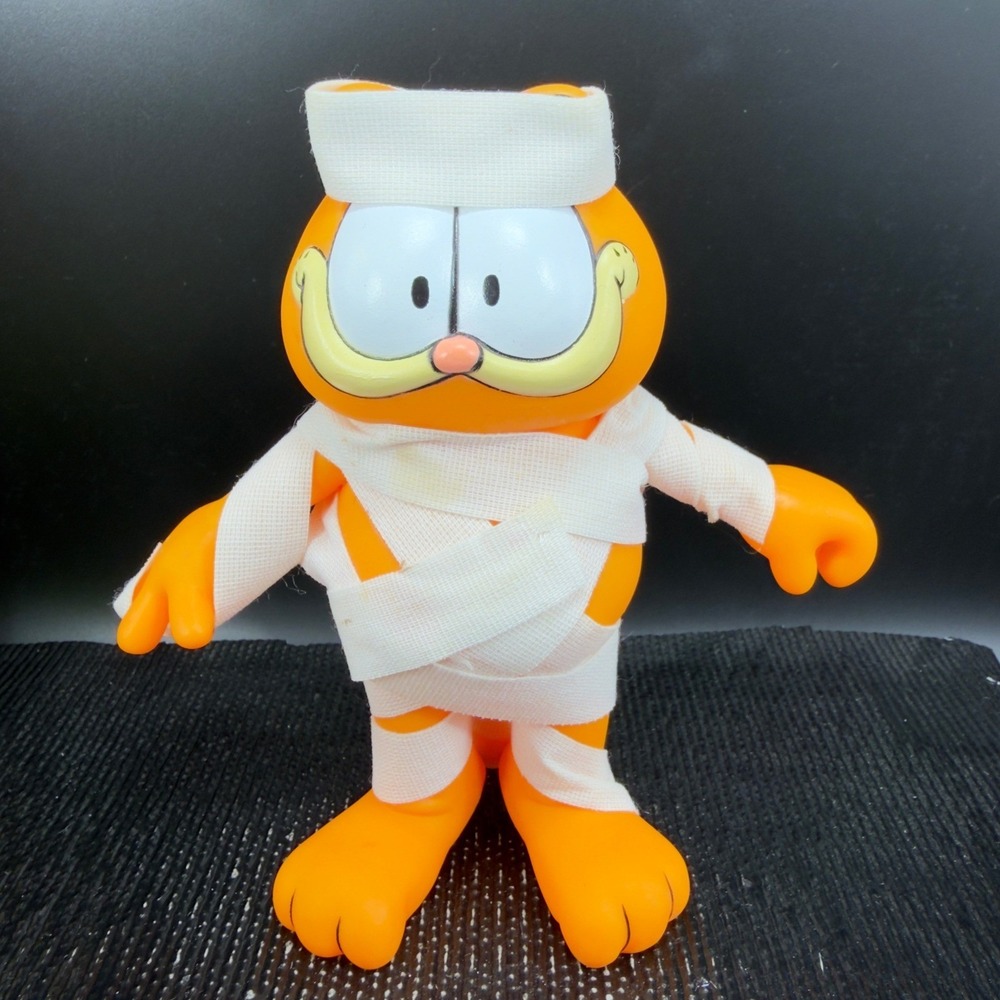 VTG Garfield Mummy Vinyl Figure Enesco 1978 Halloween‎ Collectible Plastic Decor
